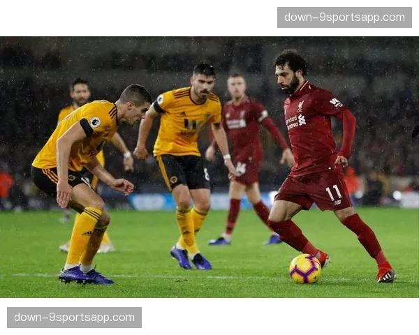 解析英超中场组织新变化 拉沃尔皮亚纳战术应用 解析英超中场组织新变化 拉沃尔皮亚纳战术应用